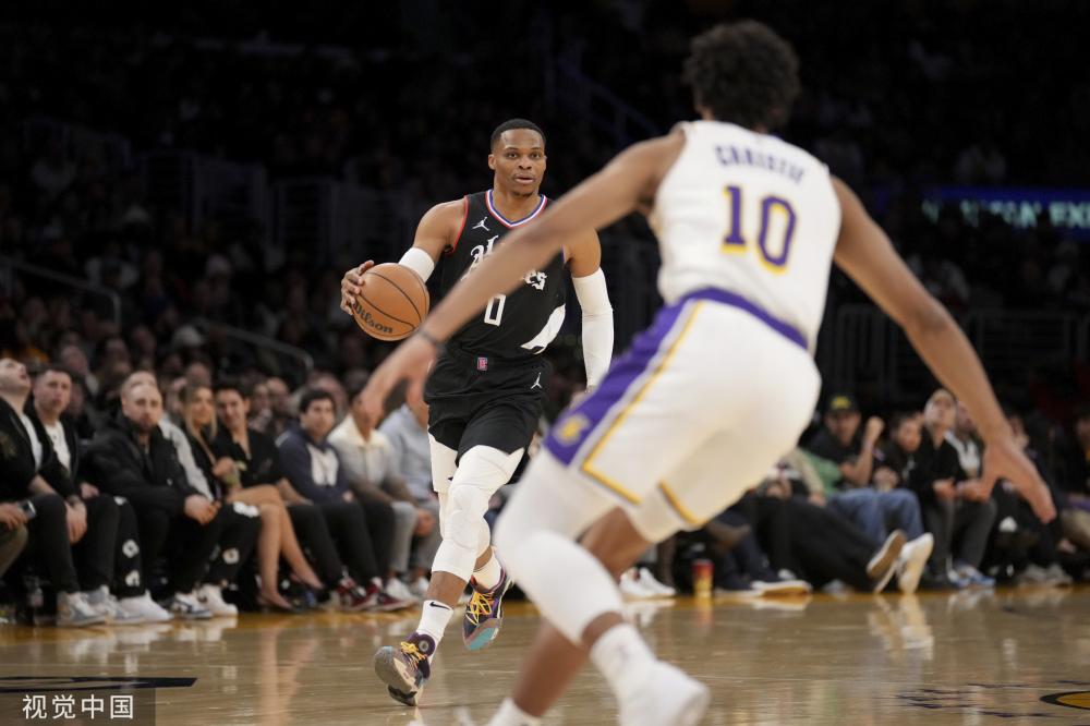 赫罗纳的崛 赫罗纳的崛